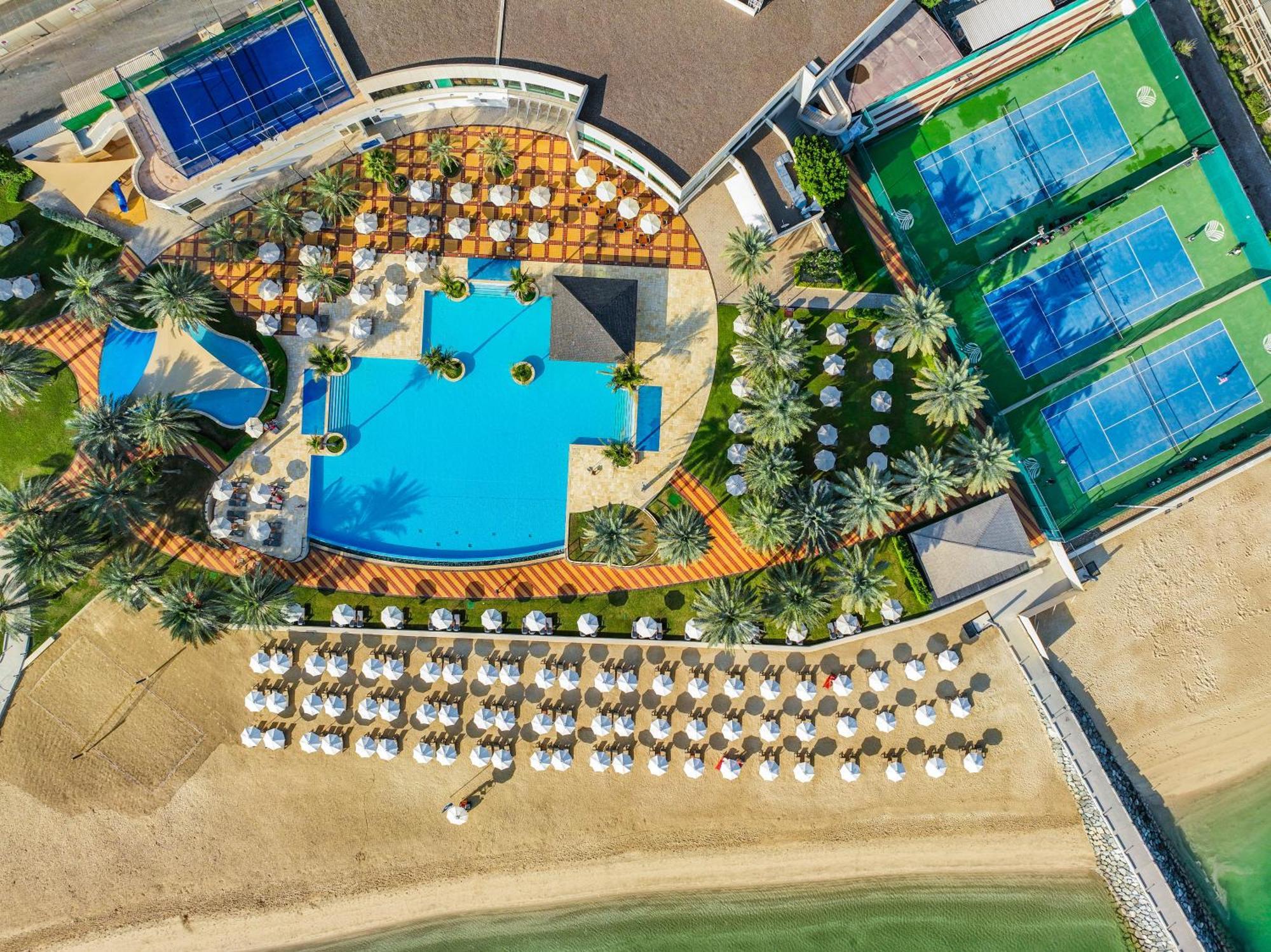 Beach Rotana - Abu Dhabi Esterno foto Aerial view of the Indian Wells Tennis Garden