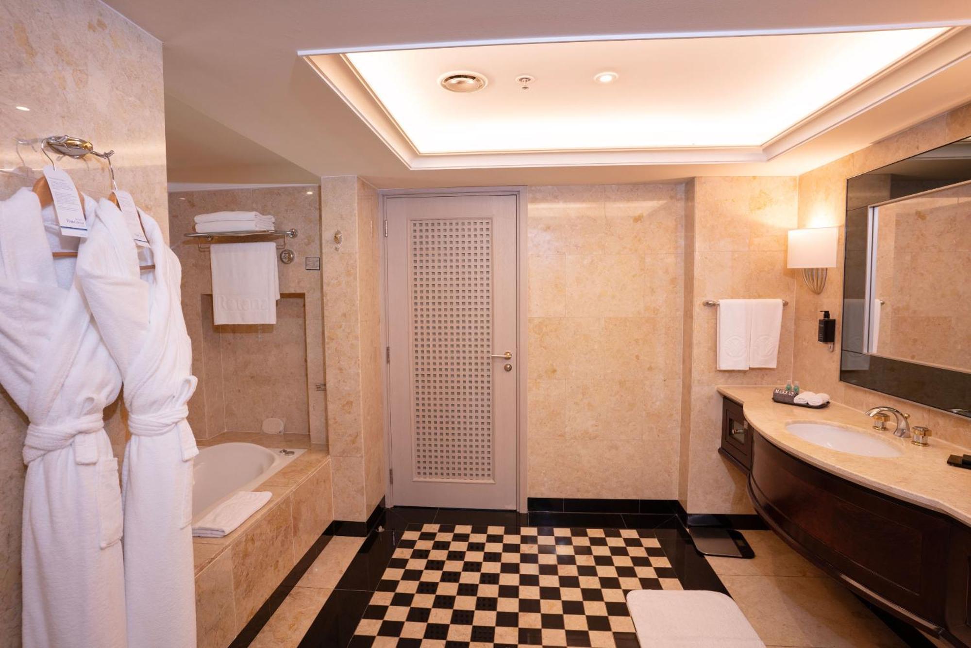 Beach Rotana - Abu Dhabi Camera foto Bathroom